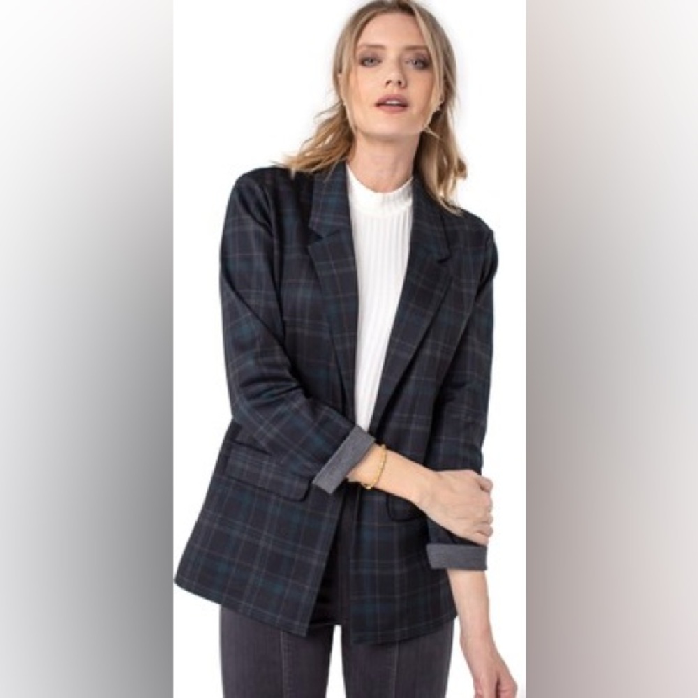 Liverpool Boyfriend Blazer with Princess Dart
Pattern Knit